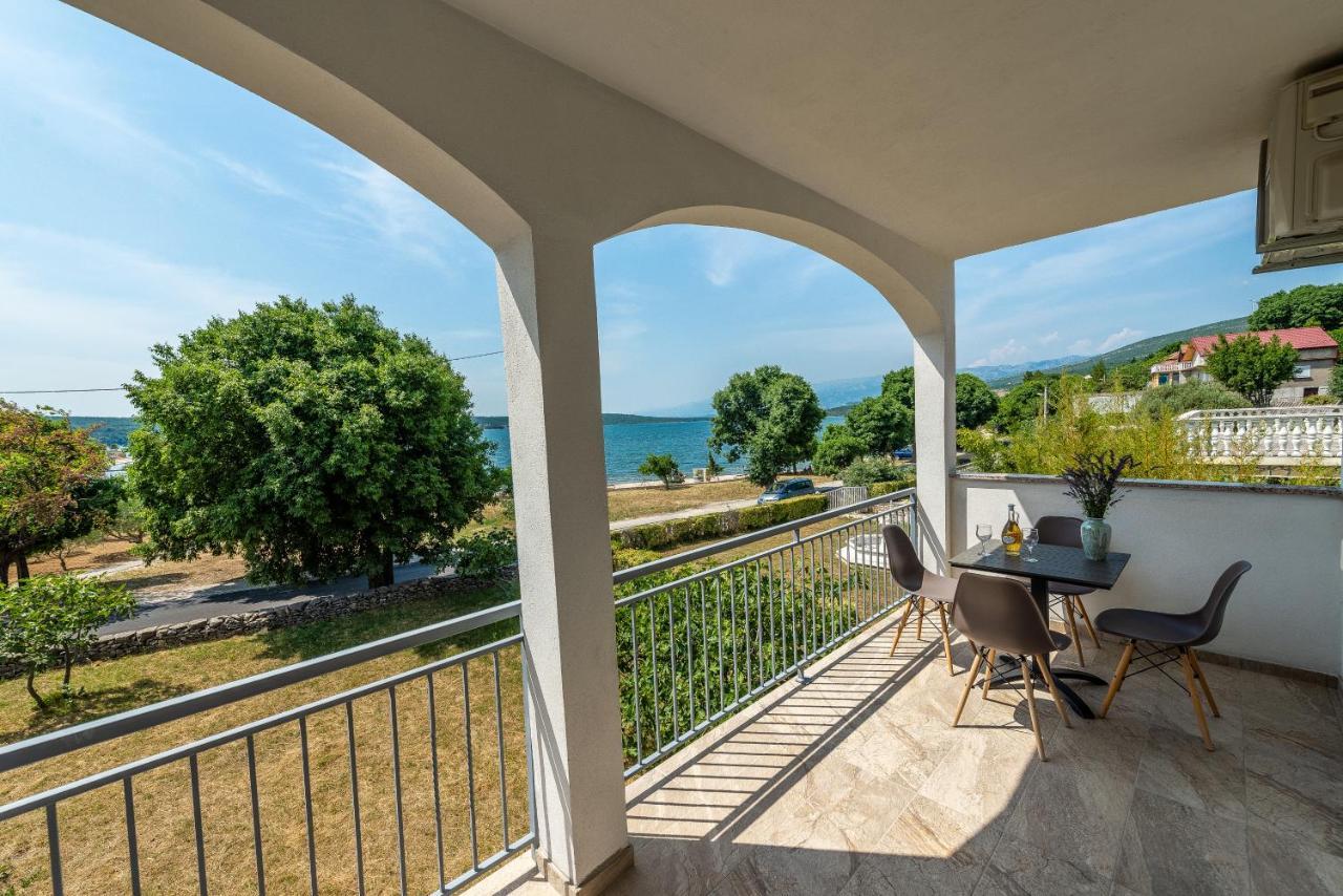 Apartmani Dupor Gornji Karin Exterior photo